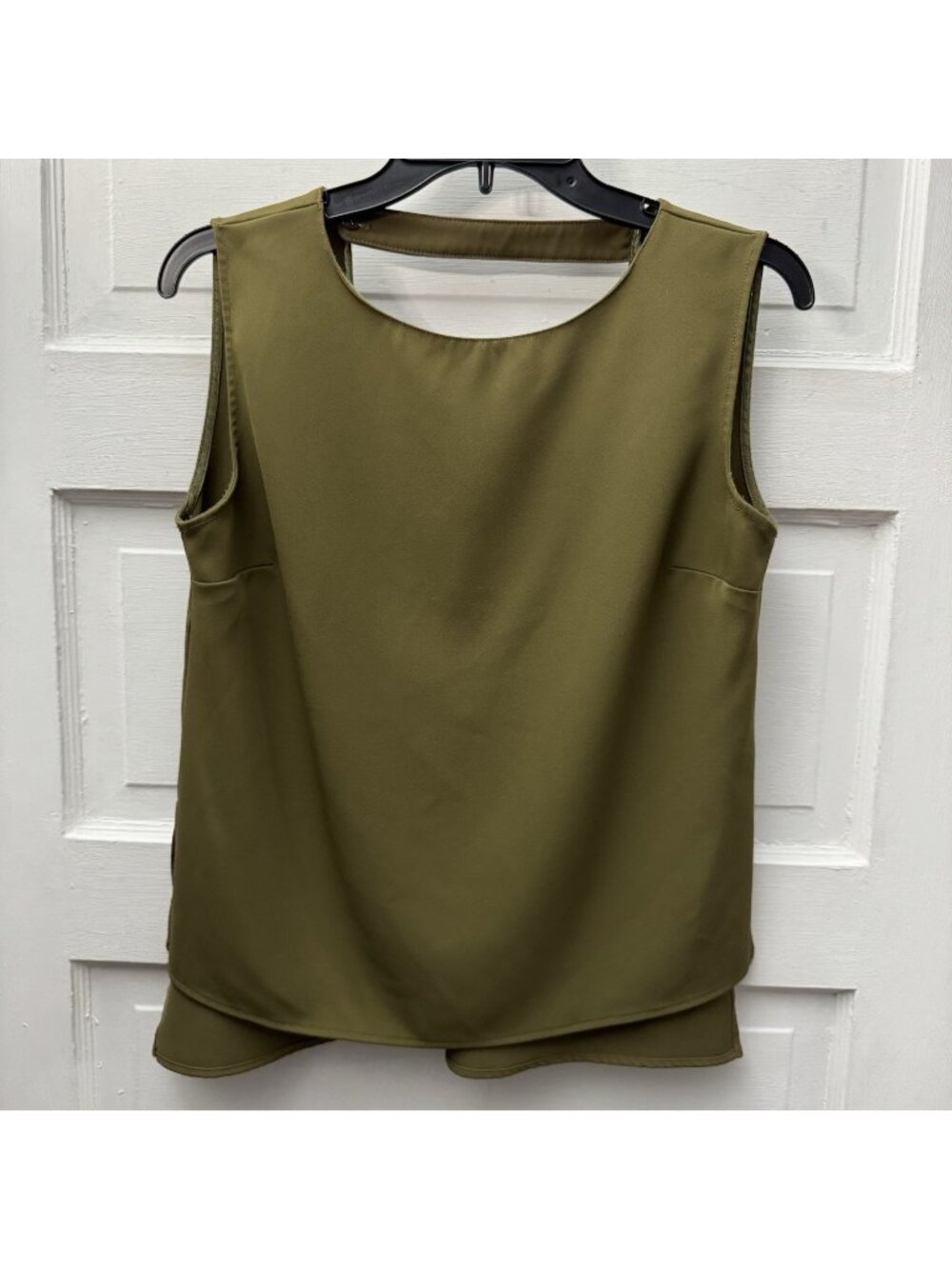 Ottod’Ame Olive Green Sleeveless Blouse Made in Italy Size 6 V Back Top